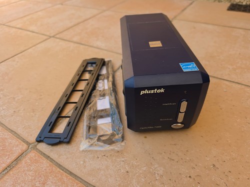 Scanner plustek opticfilm 7400 - scanner,
